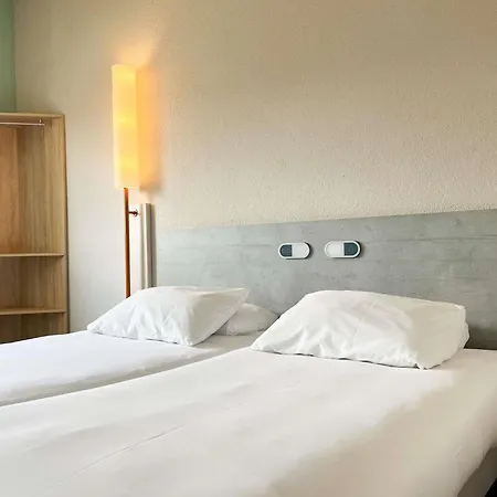 Ibis Budget Christol Les Ales מלון 2*