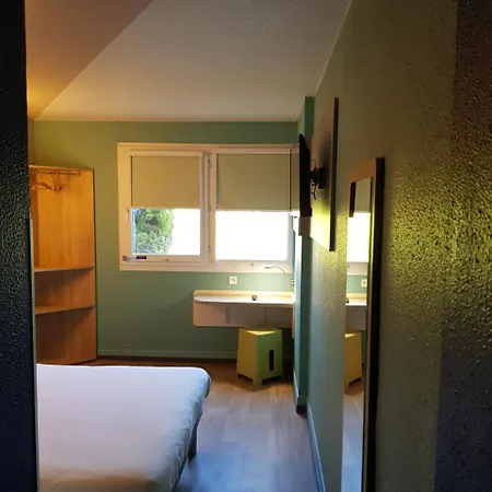Ibis Budget Christol Les Ales 호텔 2*